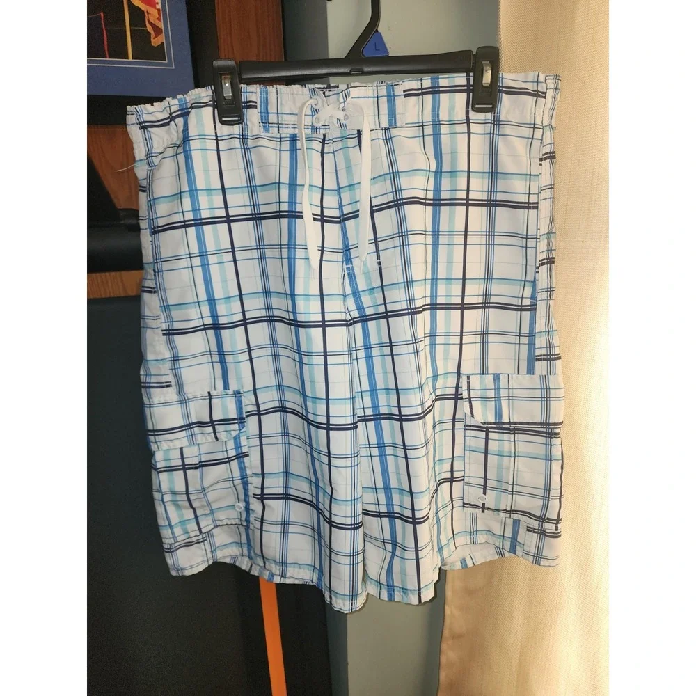Men's Airwalk Swimsuit Trunks White And Blue Size LARGE